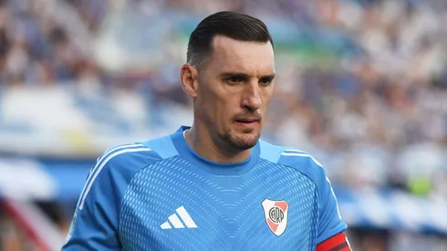 Armani vuelve a jugar después de un largo tiempo.