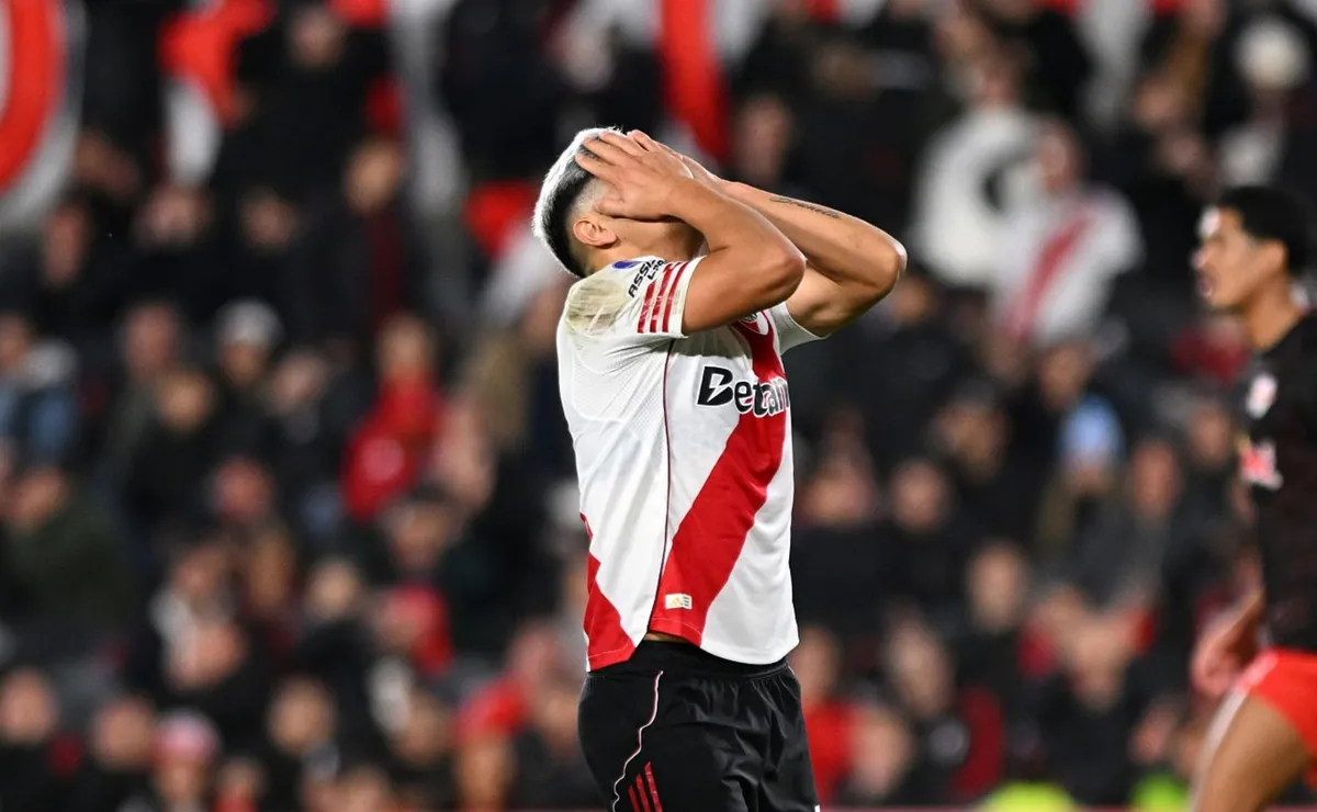 ¿Responsabilidad de Armani o Paulo Díaz? Así fue el gol de Bragantino contra River