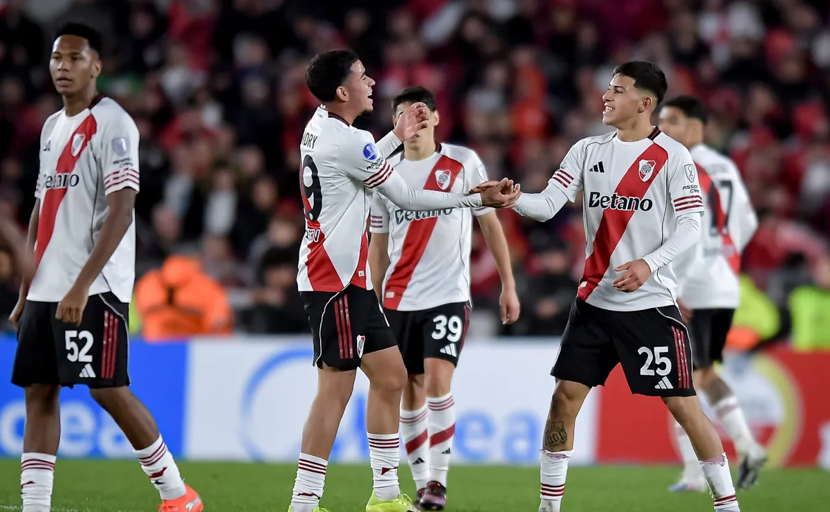 Tras el triunfo de Carabobo, qué necesita River para clasificar a octavos de la Sudamericana en la última fecha
