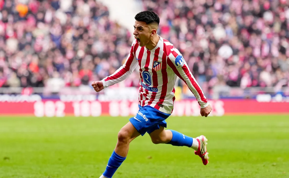 Thiago Almada, el sueño de River en el mercado de pases.