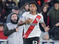 En menos de 24 horas: Jonathan Spiff vivió un día atípico tras hacer su debut en la Primera de River