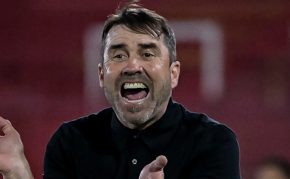 Nueva prueba para Coudet: sus números en finales en la previa de River vs. Belgrano