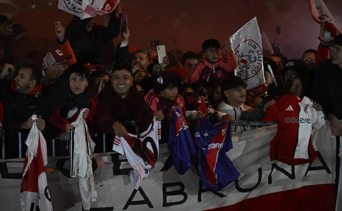 River vs. Belgrano: a qué hora juegan, qué canal pasa el partido y minuto a minuto de la final del Torneo Apertura
