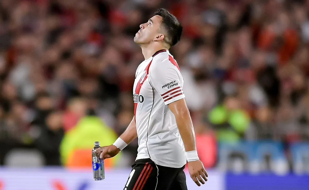 Acuña, la mala noticia de Coudet en River pensando en Blooming: qué lesión tiene y ¿llega al Mundial?