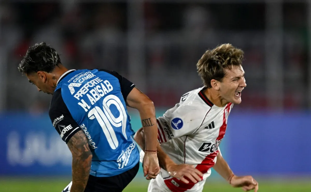 River recibe a Blooming desde la 21.30 horas.