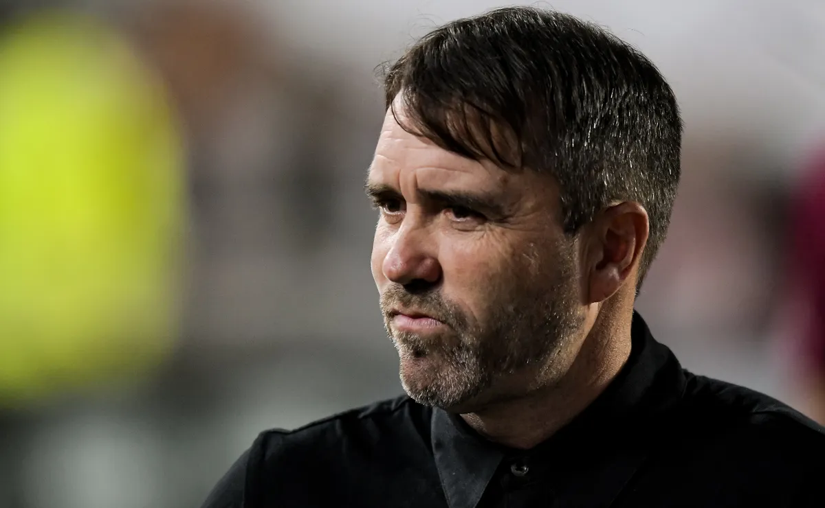 Tras la llegada de Otamendi, Coudet tiene a su segundo refuerzo y modifica su cuerpo técnico