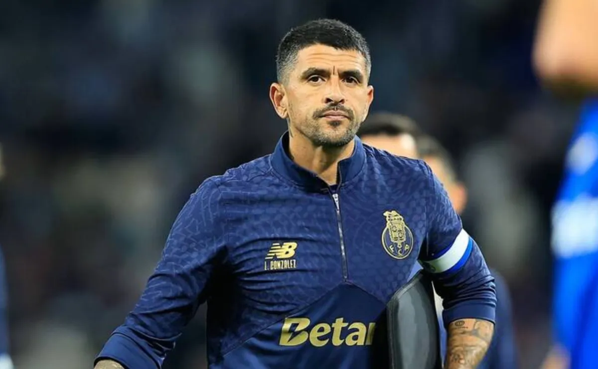 Lucho González no será ayudante de Coudet.