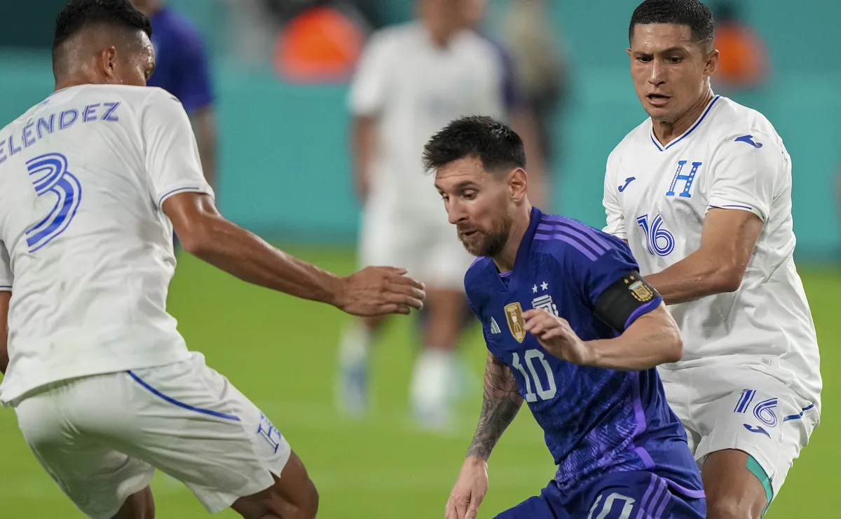 Lionel Messi durante el último enfrentamiento entre Argentina y Honduras.