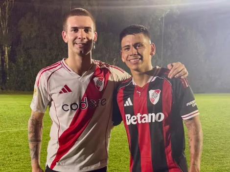 El detrás de escena de la foto que subieron Mastantuono y Echeverri jugando con la camiseta de River