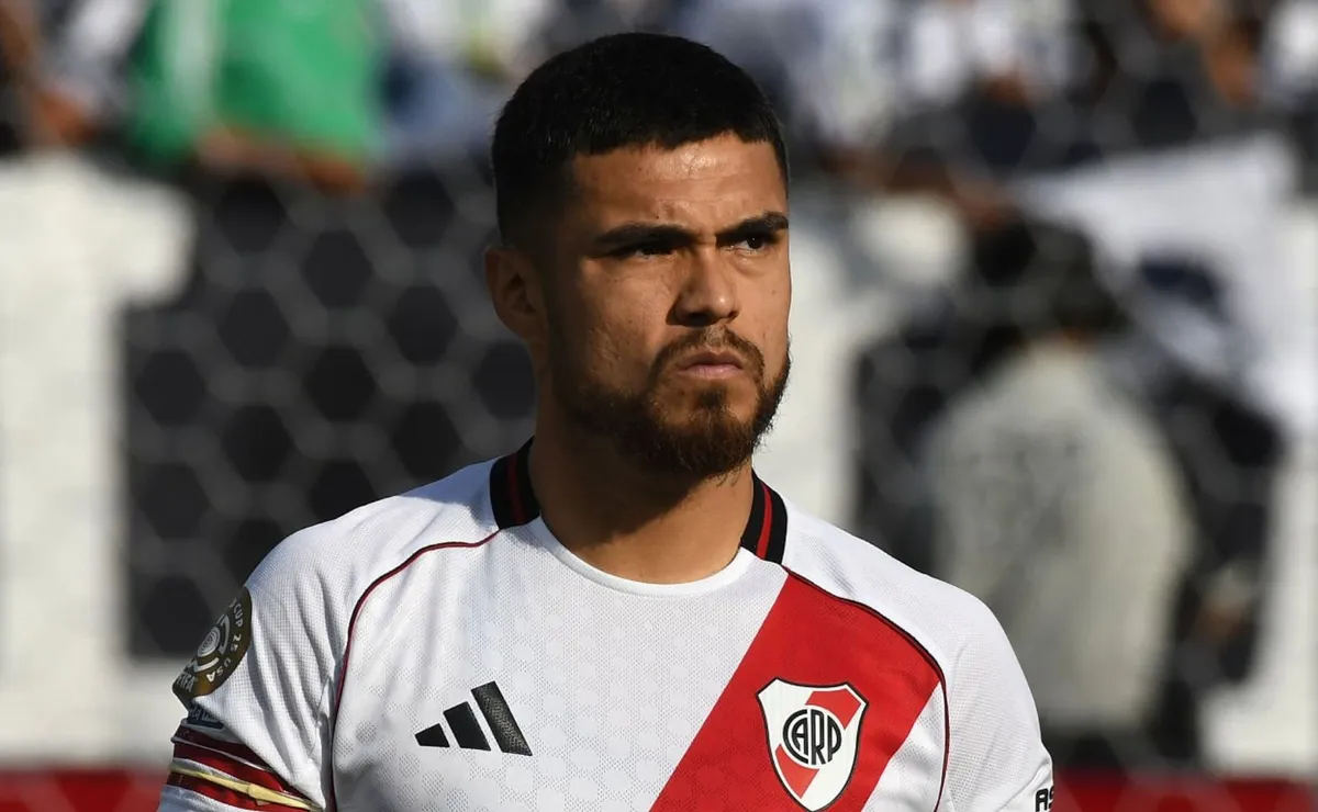 El defensor finalmente no jugará más en River.