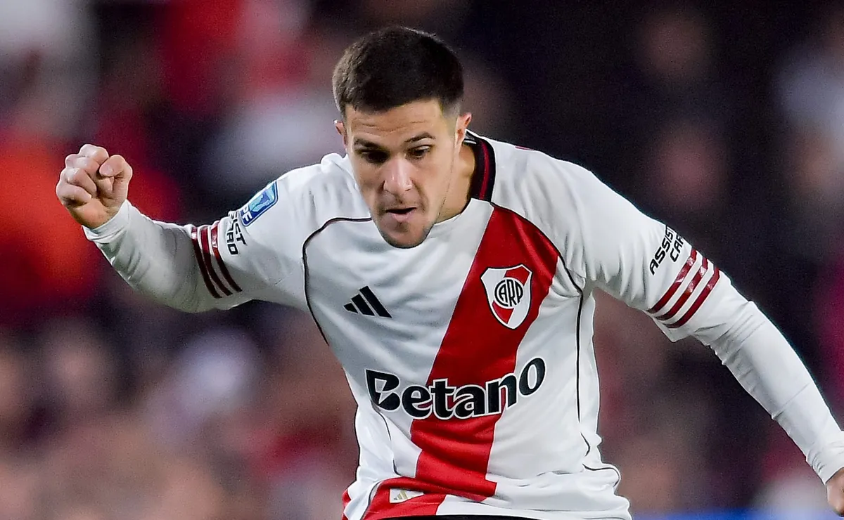Sin ser borrado ni prioridad para Coudet, el futbolista cuyo futuro en River está en duda