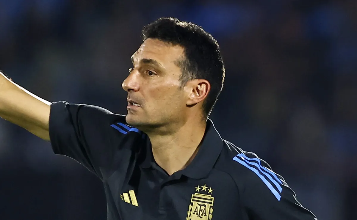 Scaloni probará variantes pensando en el debut ante Argelia.