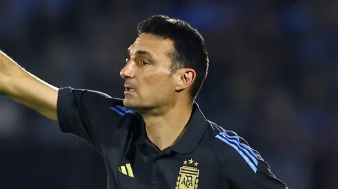 Scaloni probará variantes pensando en el debut ante Argelia.