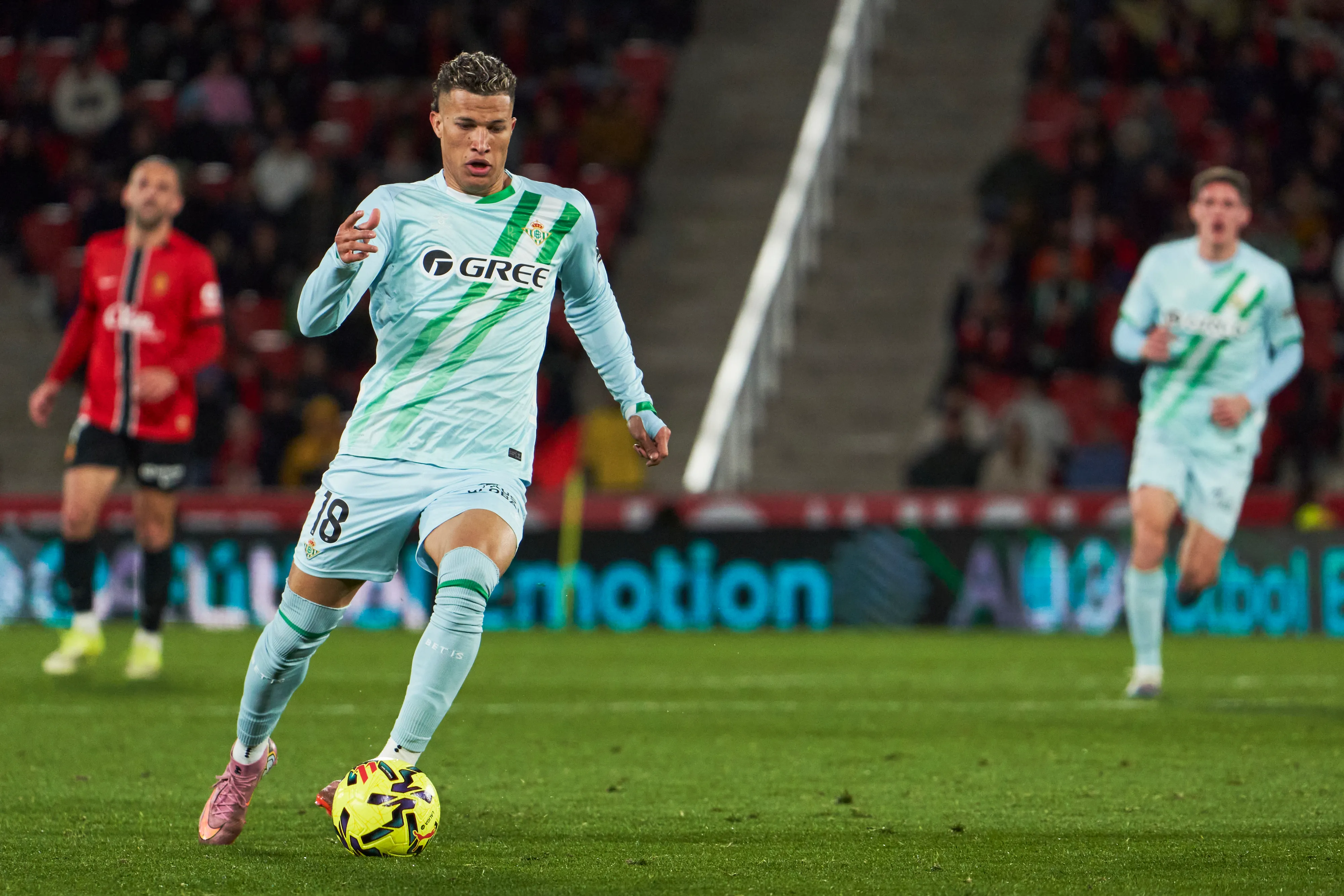 Deossa podría convertirse en refuerzo de River en este mercado de pases. (Getty Images)