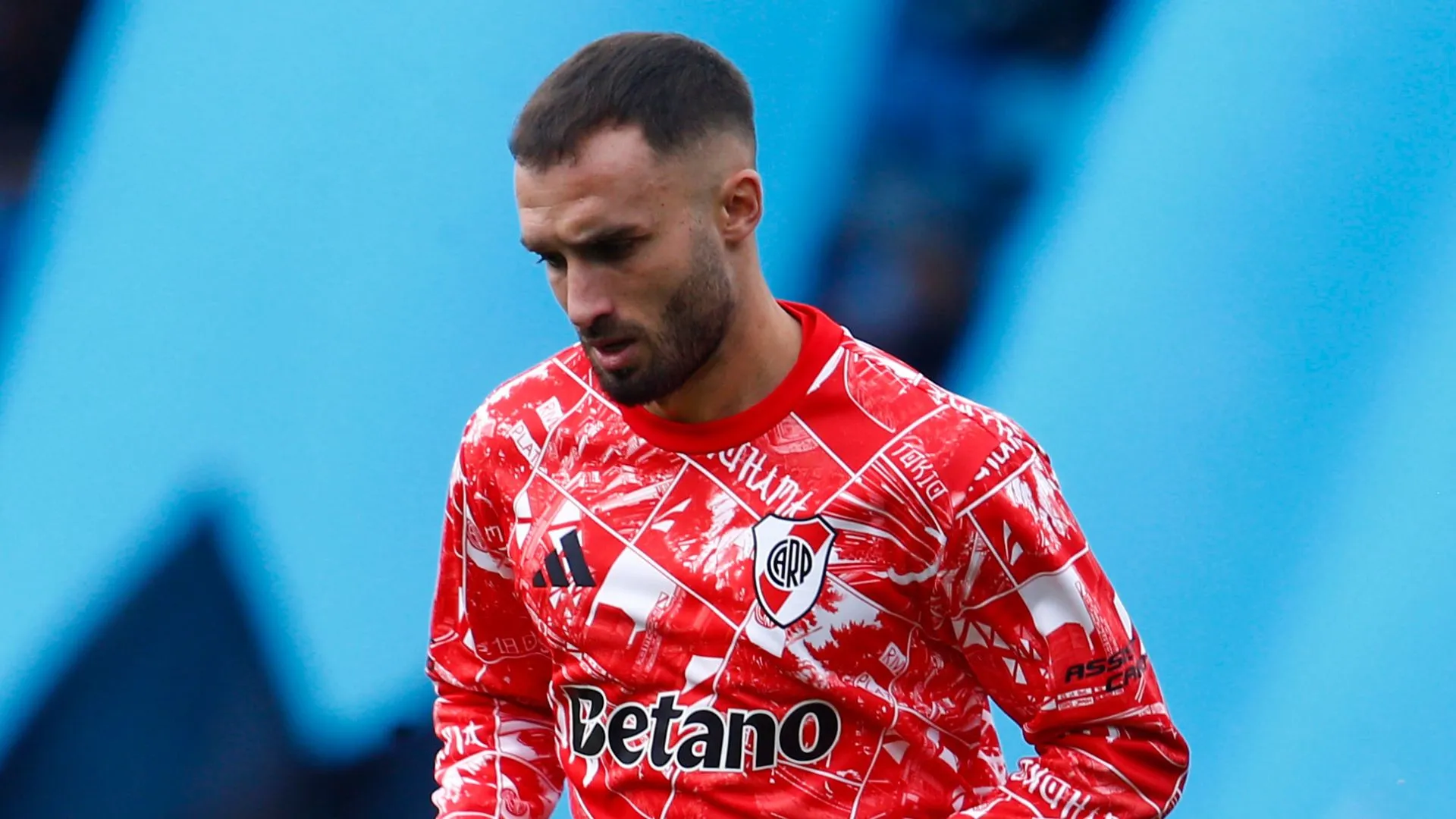 Sorpresa: Coudet borró a Pezzella.