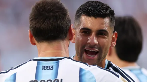 Argentina ganó con un triplete de Messi.