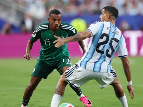 Debut mundialista y partidazo: así jugó Facundo Medina, la sorpresa de Scaloni en Argentina ante Argelia