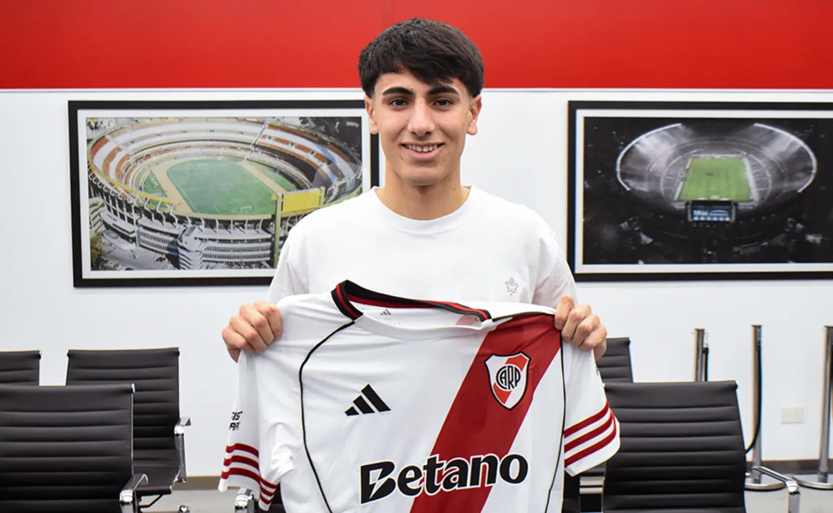 Lucas Silva firmó contrato con River.