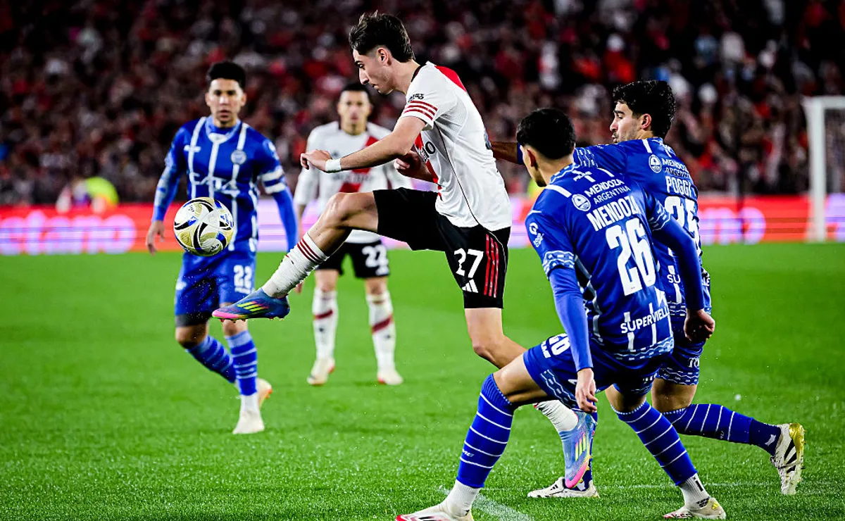 Dadín jugó cuatro partidos en River.