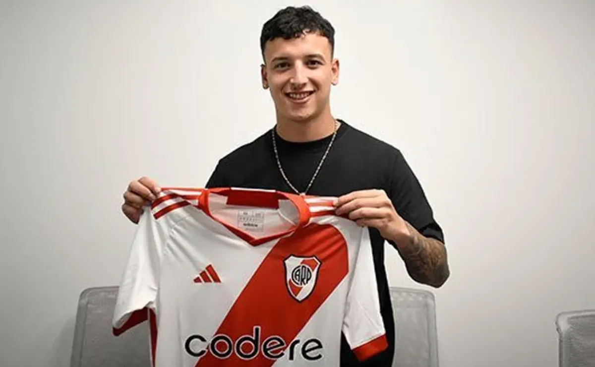 Martiniano Sueldo firmó contrato con River a fines del 2023.