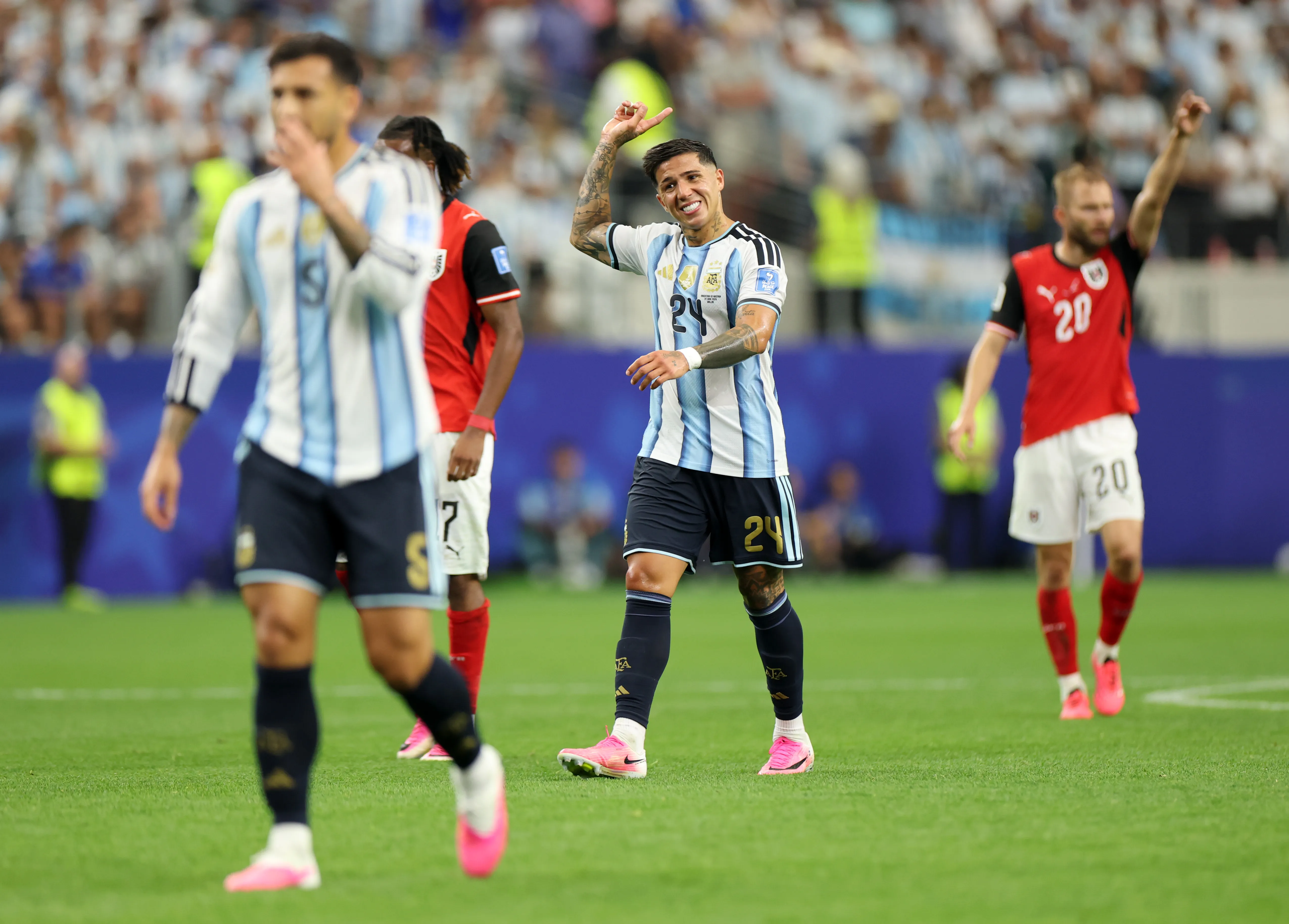 Enzo Fernández, figura de Argentina en el triunfo sobre Austria. (Getty Images)