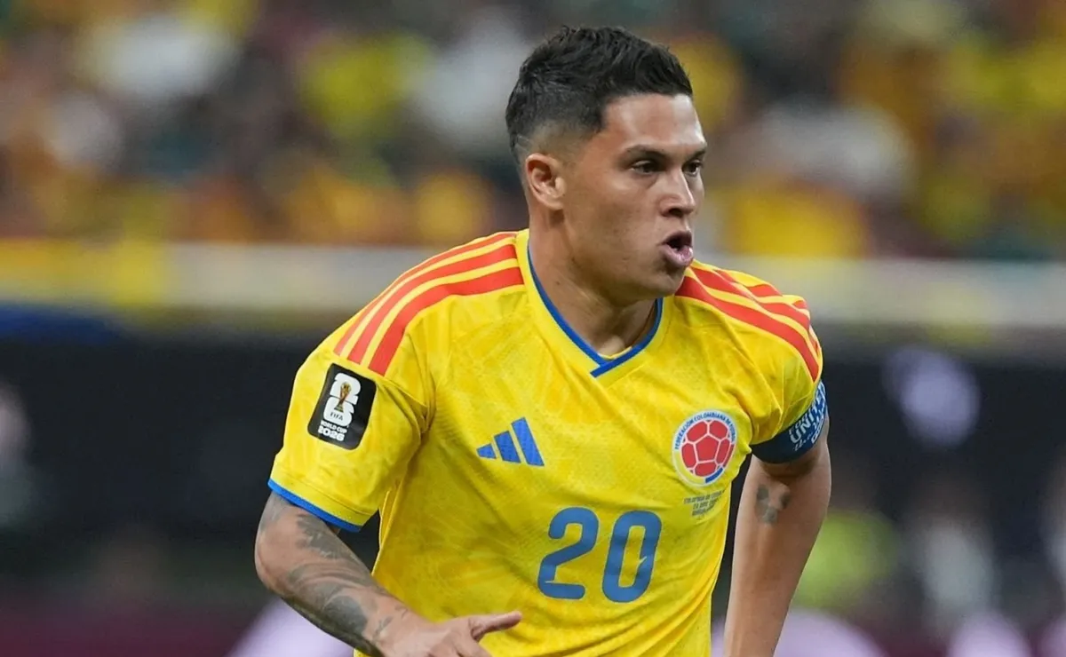 Juanfer debutó en el Mundial y fue la figura de Colombia.