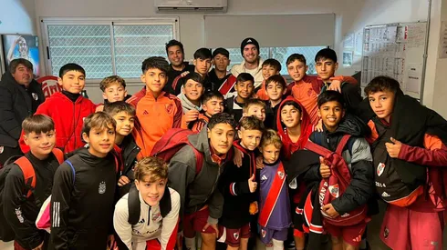 Mastan, de visita en la pensión de River.