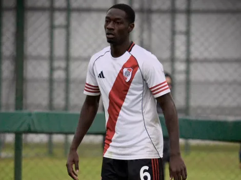 Es colombiano, le dicen Robinho y fue convocado por primera vez en la Reserva de River