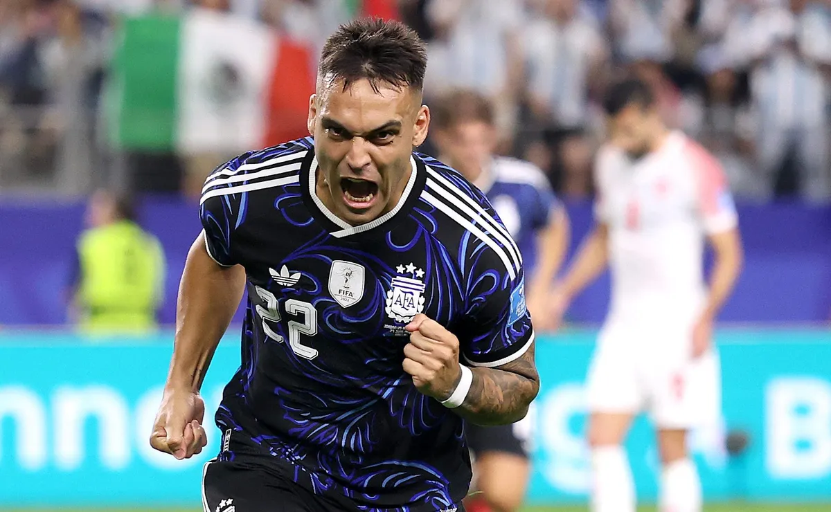 Lautaro Martínez marcó por primera vez en un Mundial.