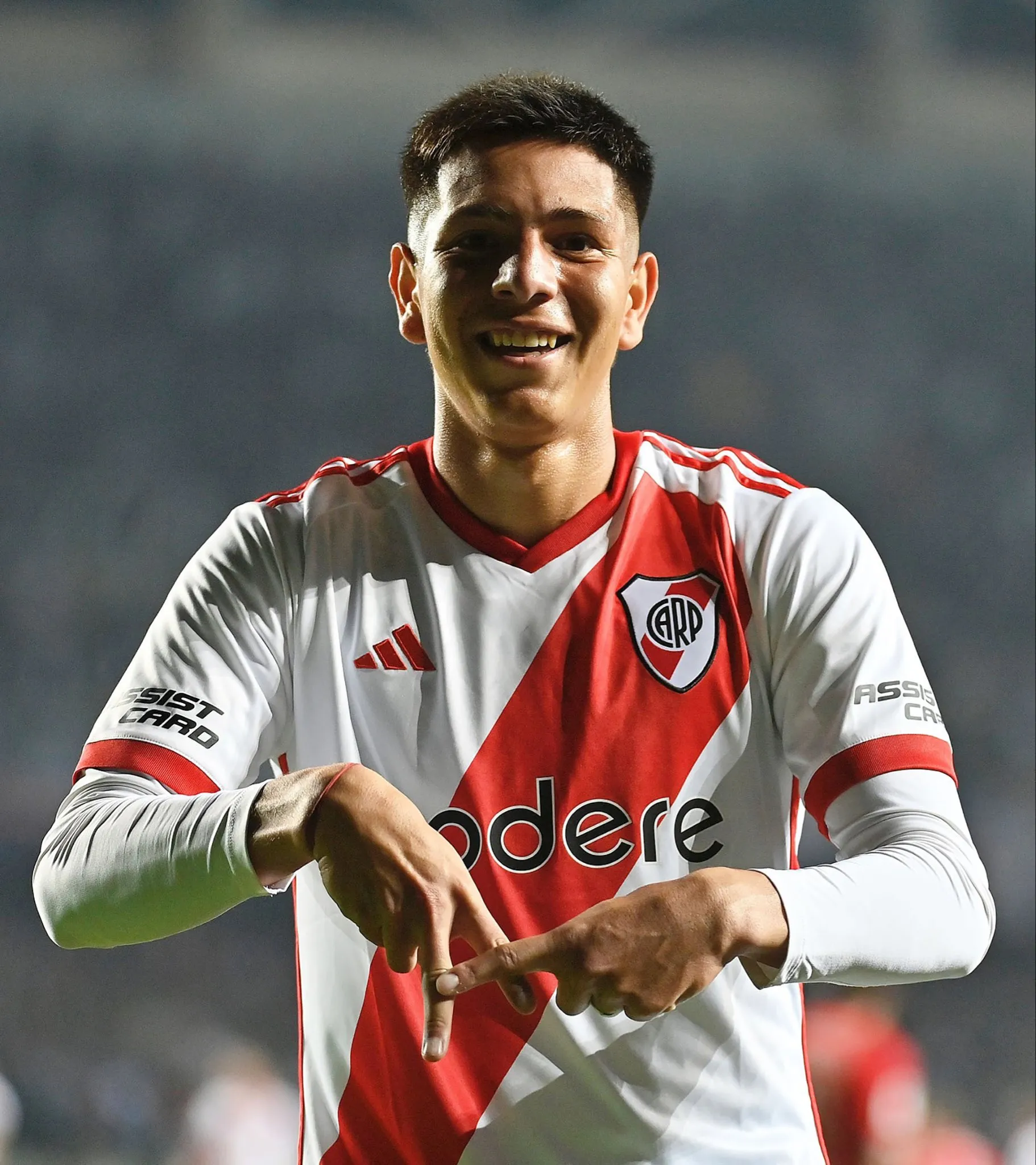 Tobías Leiva no logró debutar en la Primera de River.