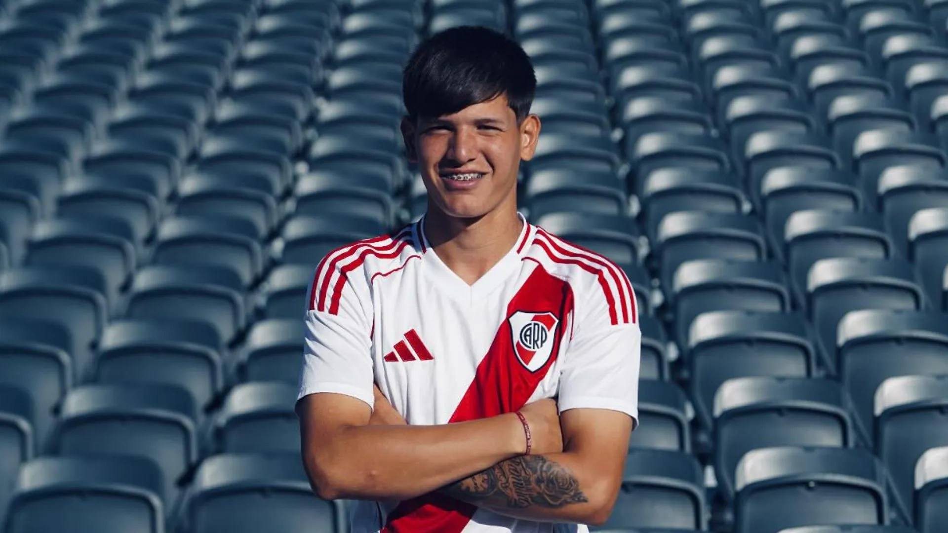 Yutiel Susano es una de las opciones para jugar en la Sudamericana.