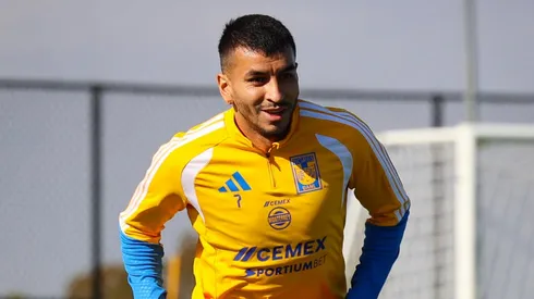 River sigue insistiendo por Correa.