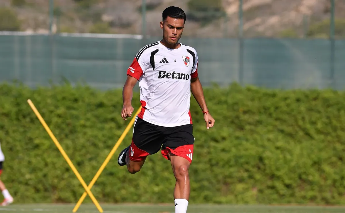 Fausto Vera durante la pretemporada de River.
