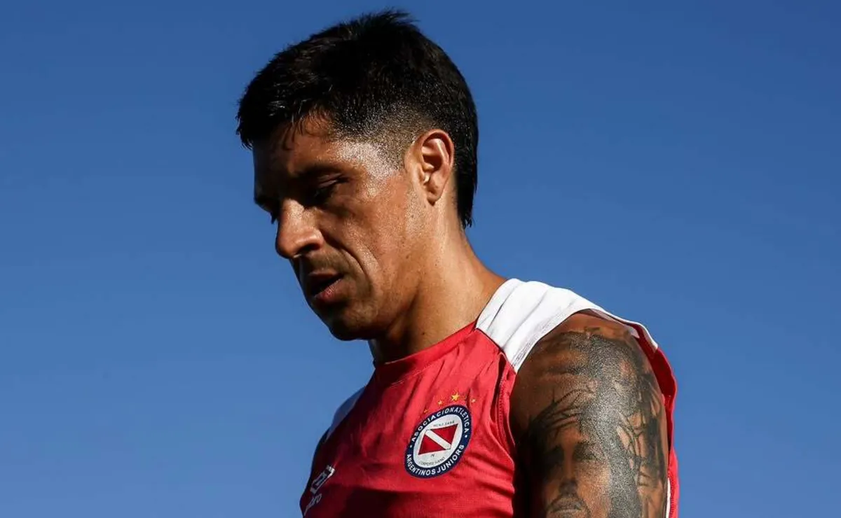 Enzo Pérez encamina su regreso a Mendoza.