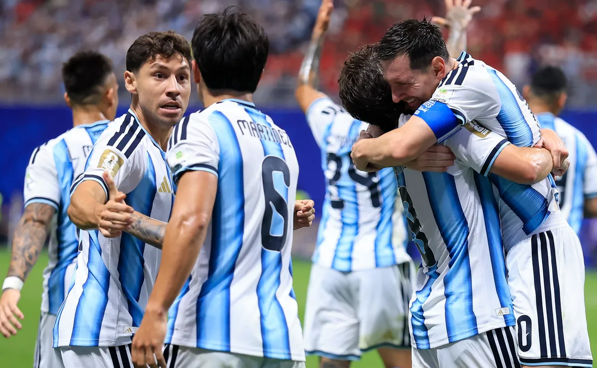 Argentina pasó a cuartos de final del Mundial.