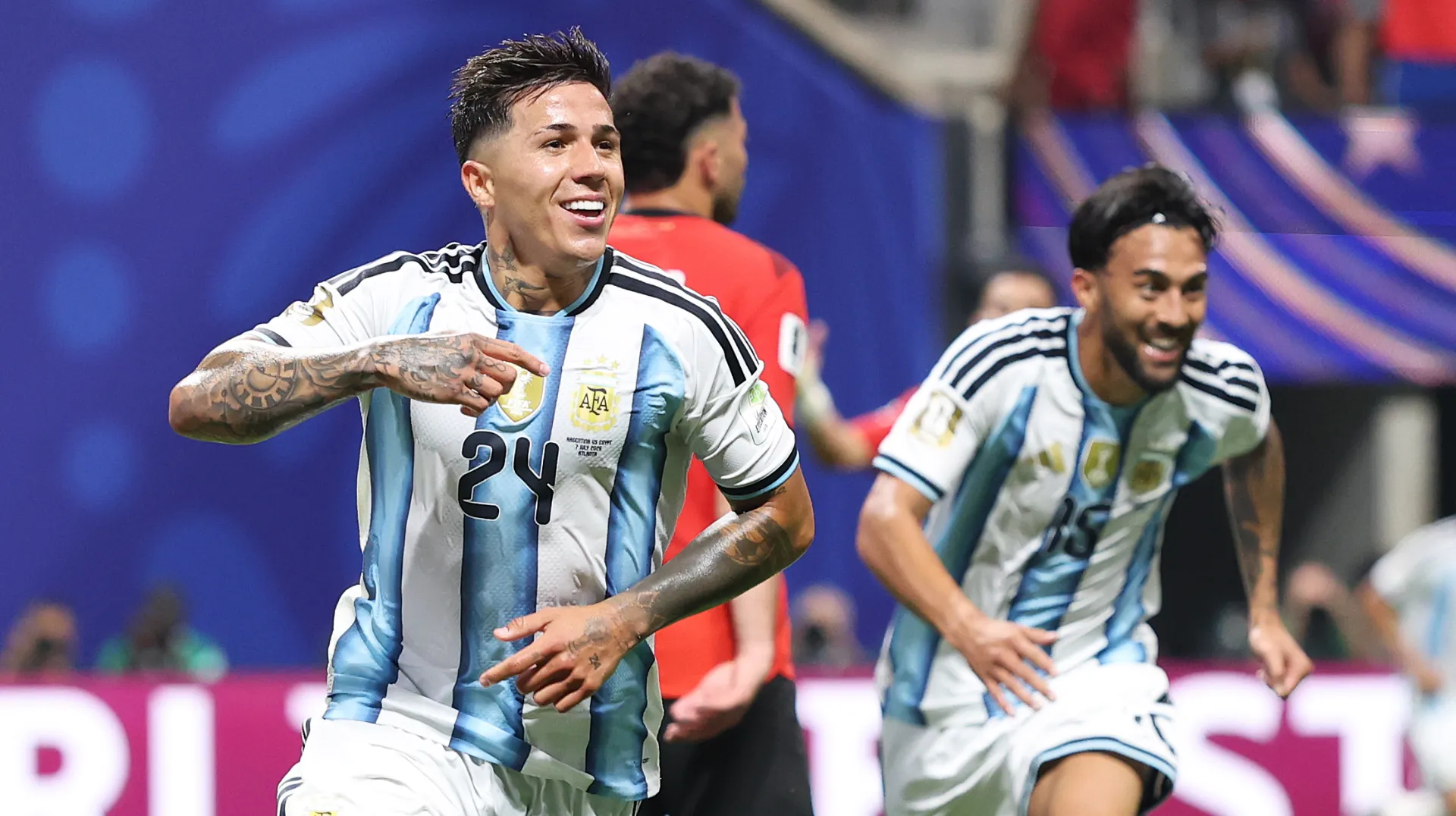 Enzo Fernández viene de meter dos goles en el Mundial y ser figura contra Inglaterra.