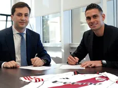 Firma de contrato y primer entrenamiento de Borré en River
