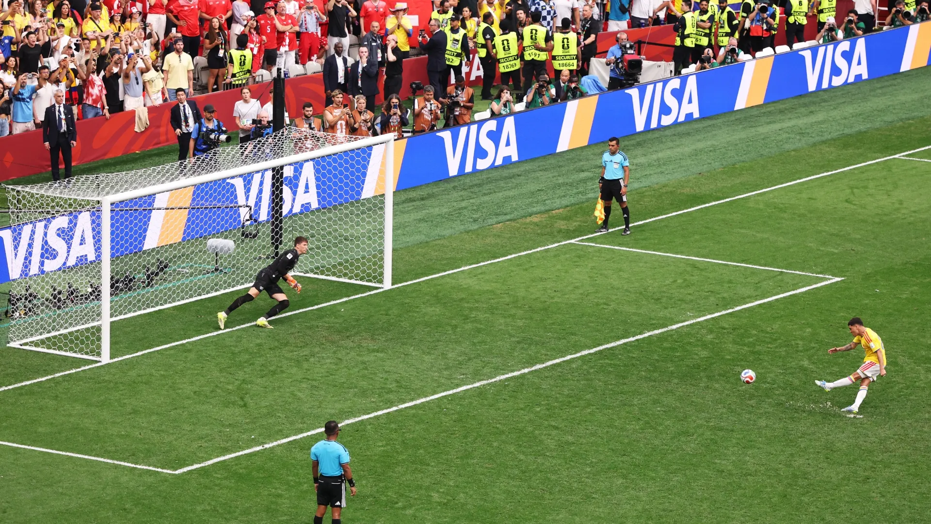 Quintero metió su penal pero Colombia quedó afuera.
