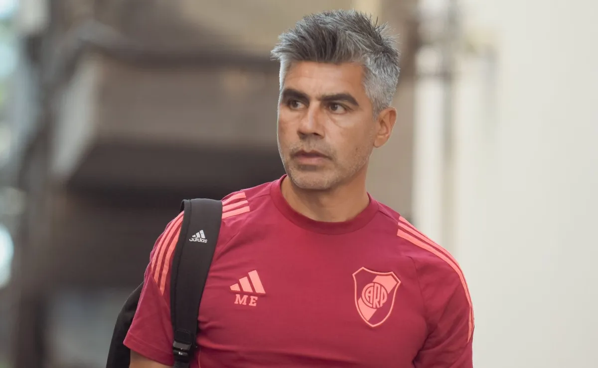 Escudero va en busca de su tercer título como DT de la Reserva de River.