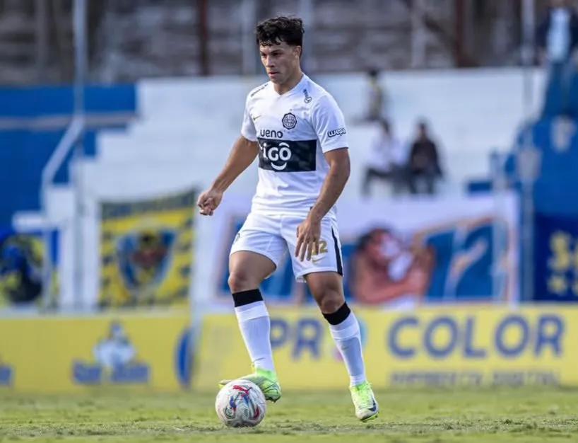 Alan Ledesma jugó un solo partido en la Primera de Olimpia durante el primer semestre del 2026 y fue cedido a Rubio Ñu.