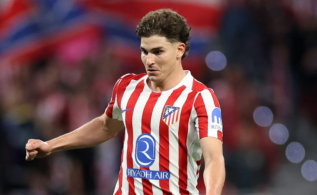 Atlético de Madrid afirmó que solo se desprenderá de Julián Álvarez por la cláusula de rescisión de 500 millones de euros.