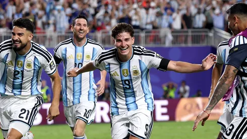 Julián y un golazo impresionante ante Suiza.