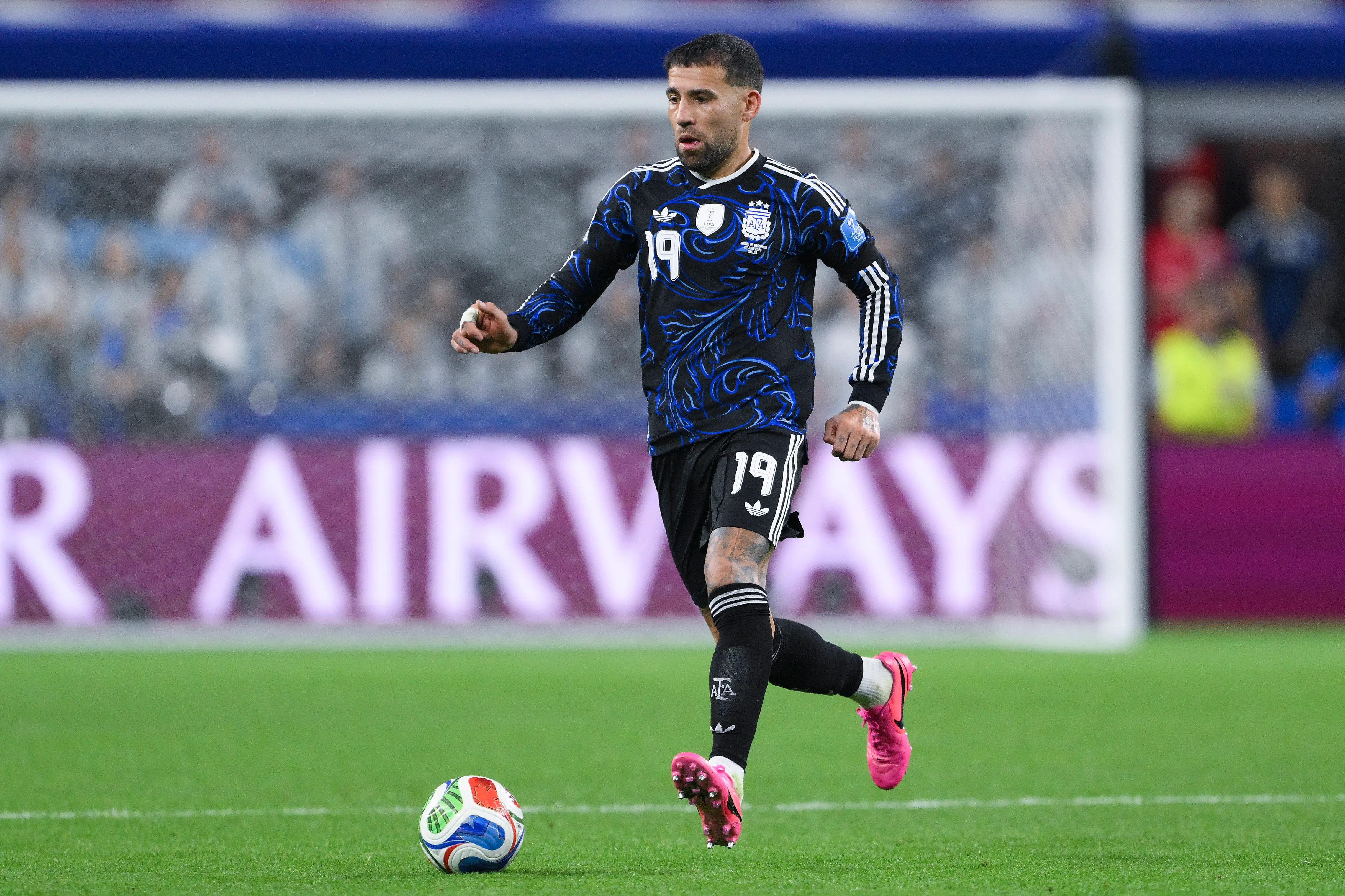Otamendi llegó como refuerzo a River en este mercado de pases, pero su debut deberá esperar. (Getty Images)