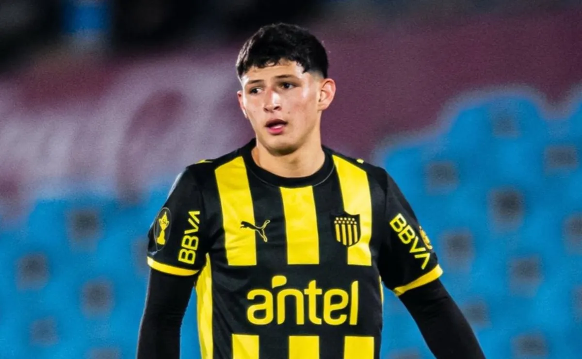 El juvenil surgido del club tuvo minutos en Uruguay.