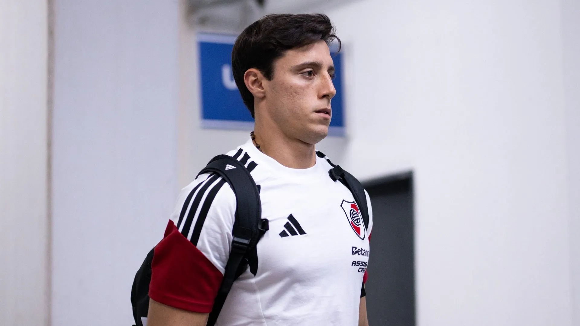 River empezó conversaciones para renovarle el contrato a Beltrán.