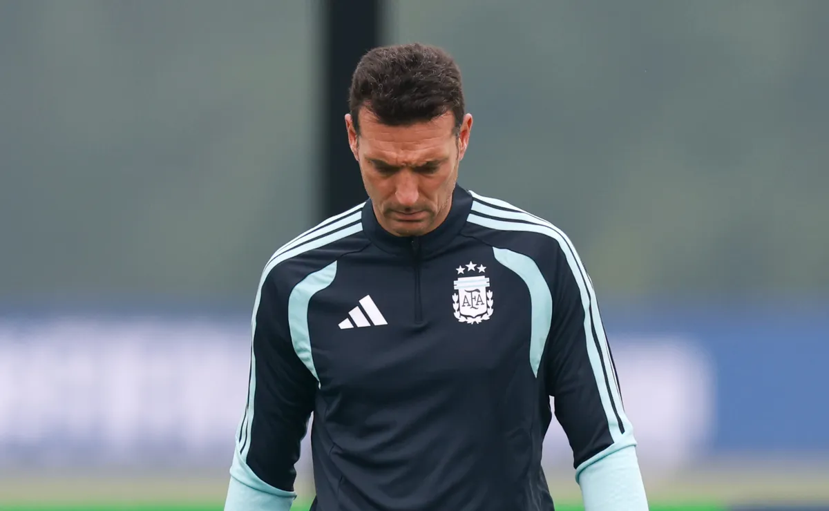 Scaloni debe terminar de definir el once argentino.