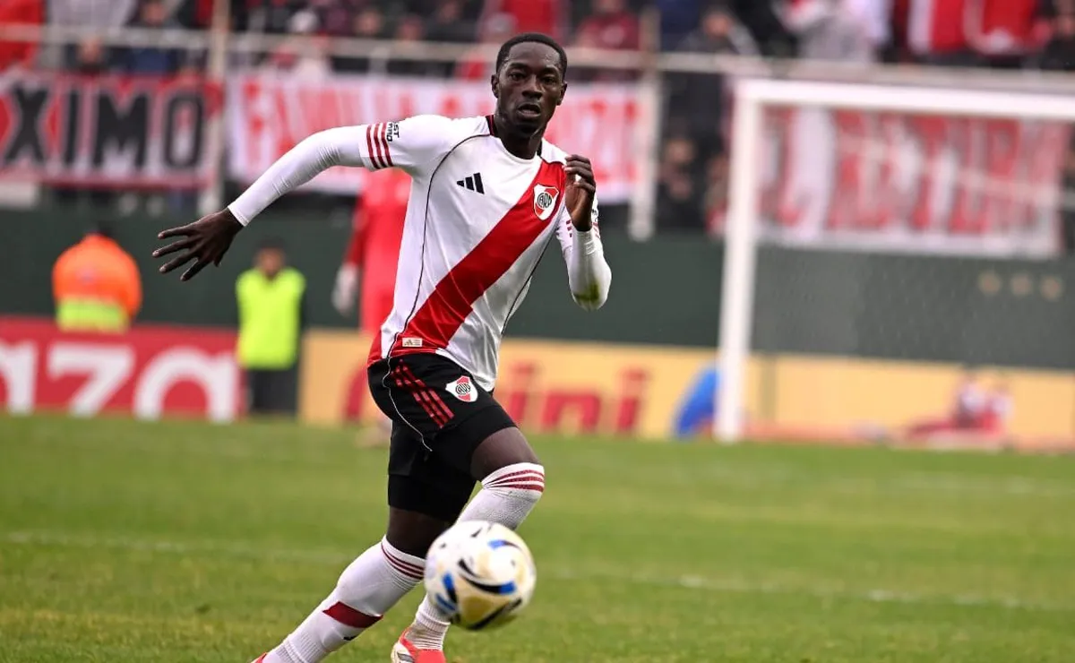 Robinho Quinto fue convocado en Colombia.