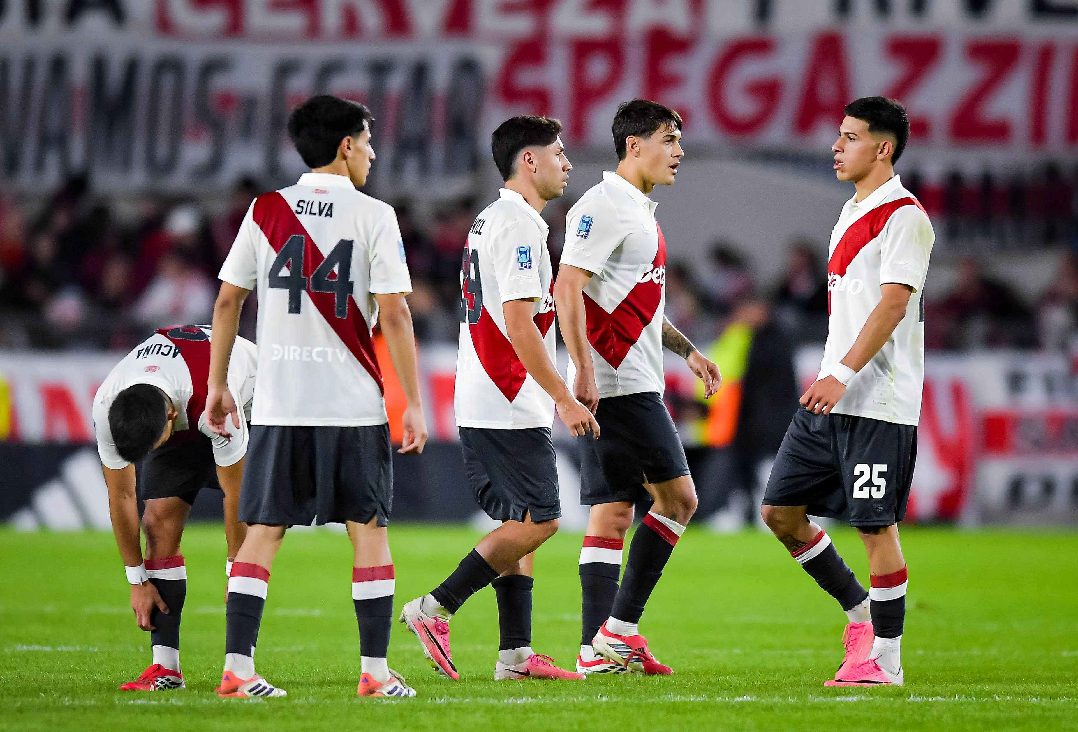 La tabla anual es una de las tres vías que le quedan a River para clasificarse a la Libertadores 2027. (Getty Images)