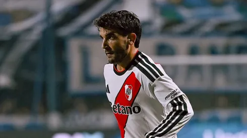 Arambarri tuvo su primera titularidad en River.