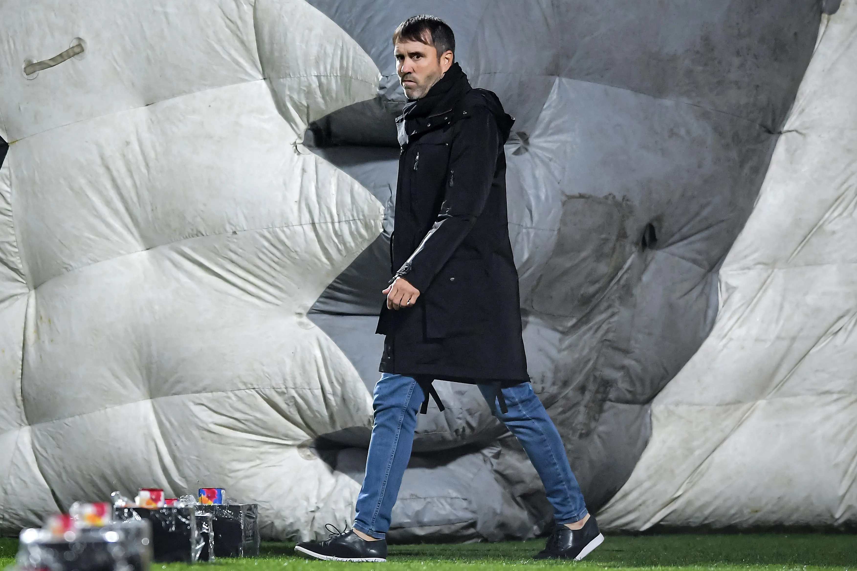 Coudet sufrió su sexta derrota en 21 partidos dirigidos como DT de River. (Getty Images)